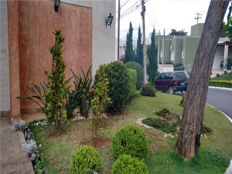Sobrado com 3 dormitórios à venda, 320 m² por R$ 1.260.000,0