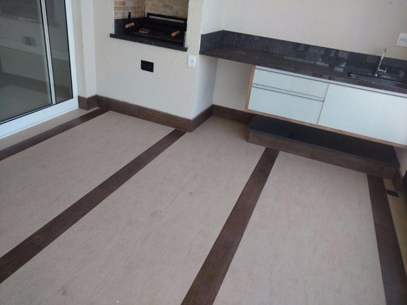 Apartamento com 3 suítes à venda, 247 m² por R$ 2.210.000 - 
