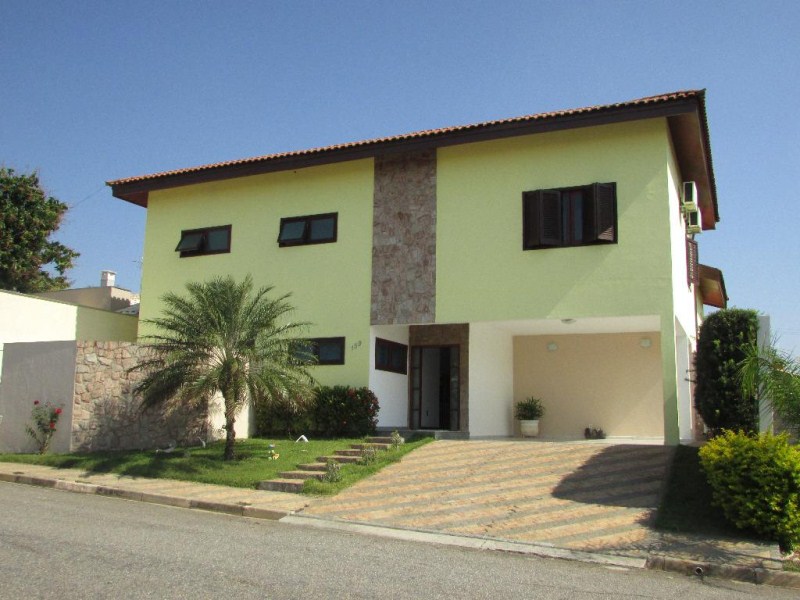 Sobrado com 3 dormitórios à venda, 443 m² por R$ 1.410.000,0