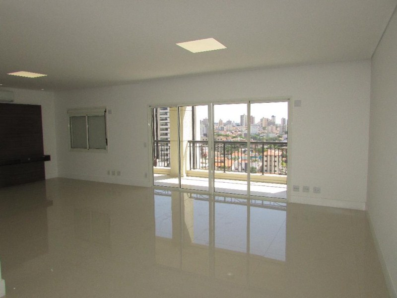 Apartamento com 3 dormitórios à venda, 196 m²- condomínio ún