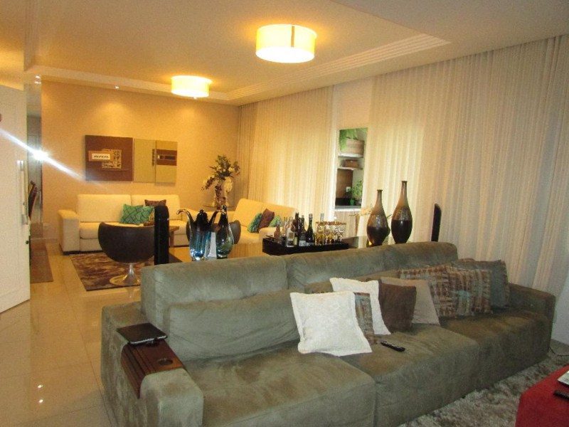 Apartamento com 3 dormitórios à venda, 196 m² - condomínio ú