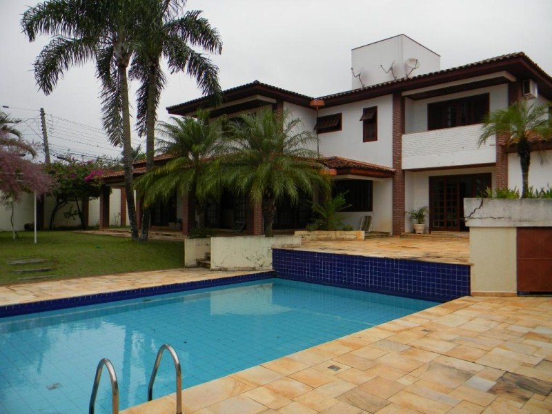 Sobrado com 5 dormitórios à venda, 440 m² por R$ 1.800.000,0