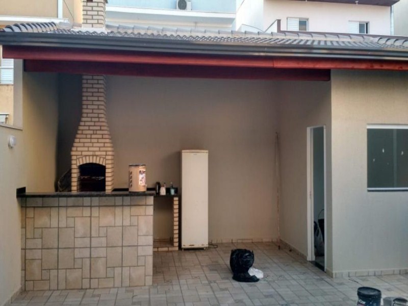 Sobrado com 3 dormitórios à venda, 180 m² por R$ 750.000,00 