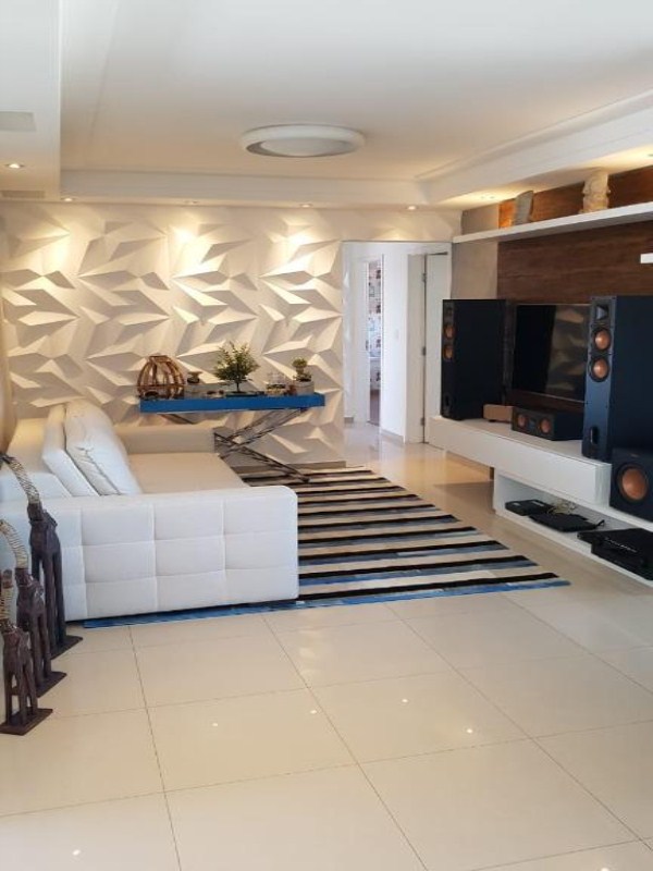 Apartamento com 3 dormitórios à venda, 129 m² por R$ 850.000