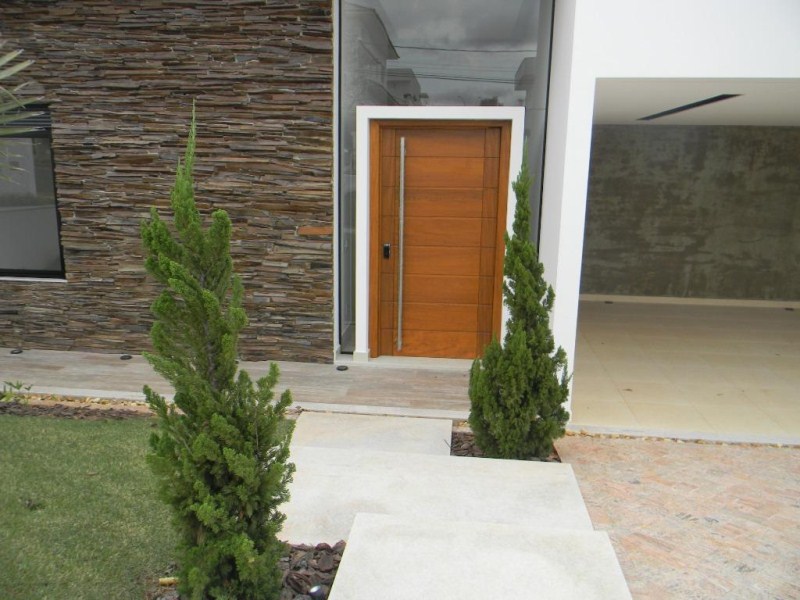 Casa com 4 dormitórios à venda, 318 m² por R$ 2.350.000 - co