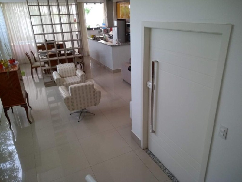 Sobrado com 3 dormitórios à venda, 371 m² - condomínio resid