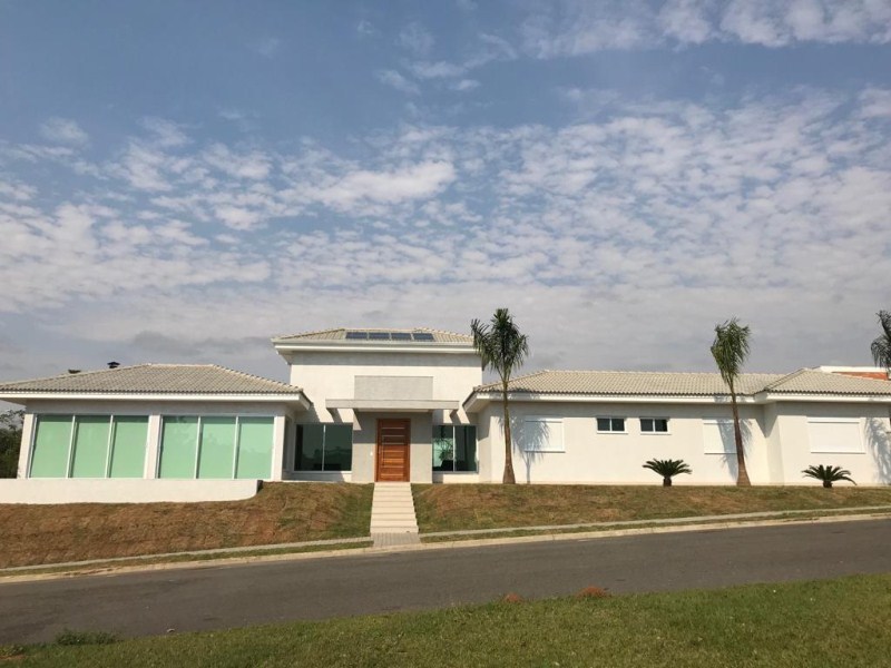 Casa com 3 dormitórios à venda, 274 m² por R$ 1.100.000 - co