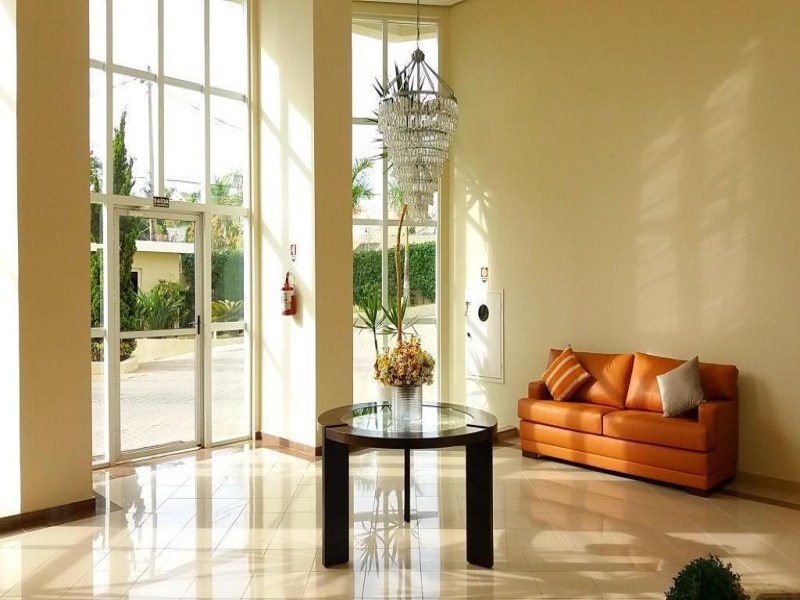 Apartamento com 3 dormitórios à venda, 140 m² por R$ 850.000