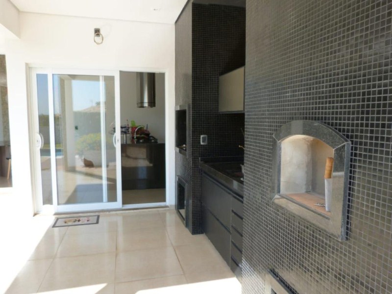 Casa com 3 dormitórios à venda, 350 m² por R$ 1.600.000 - co