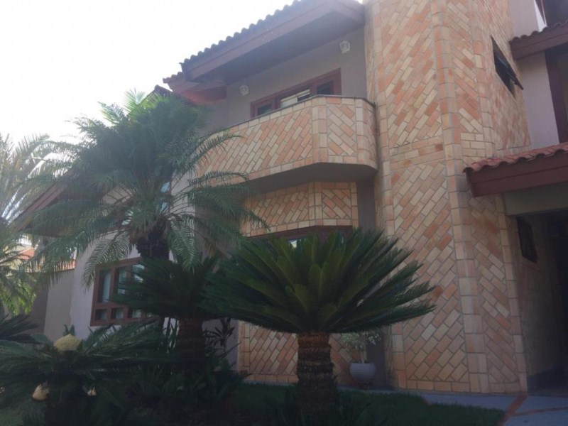 Sobrado com 4 dormitórios à venda, 412 m² por R$ 1.600.000 -