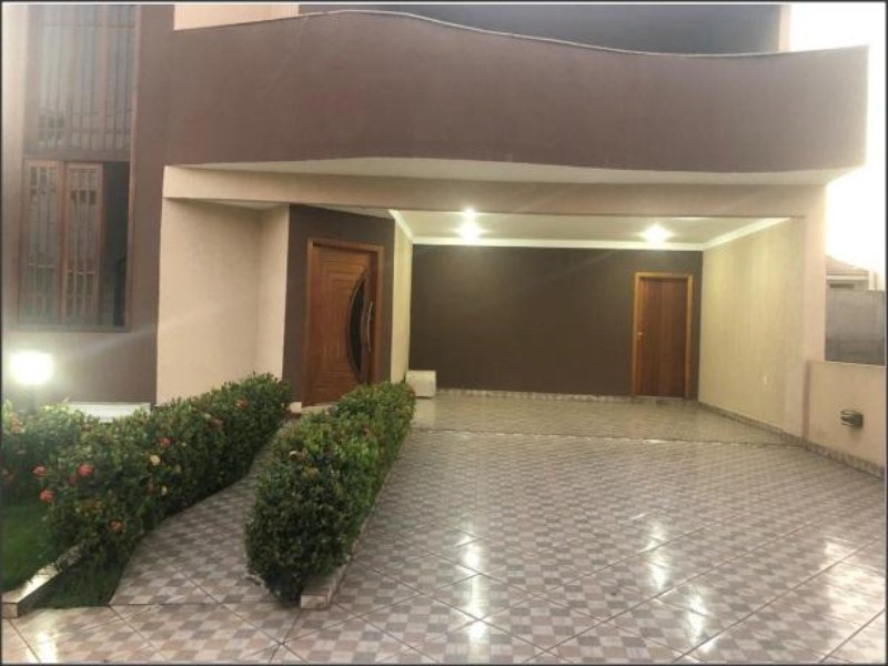 Sobrado com 3 dormitórios à venda, 274 m² por R$ 580.000 - c