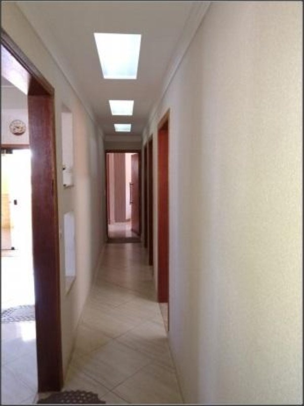 Sobrado com 3 dormitórios à venda, 274 m² por R$ 580.000 - c