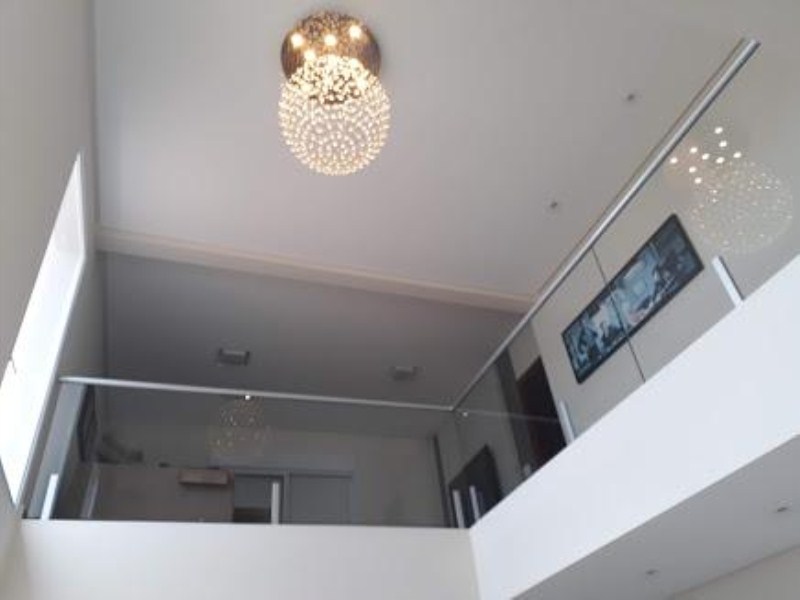 Sobrado com 3 dormitórios à venda, 318 m² por R$ 1.400.000 -