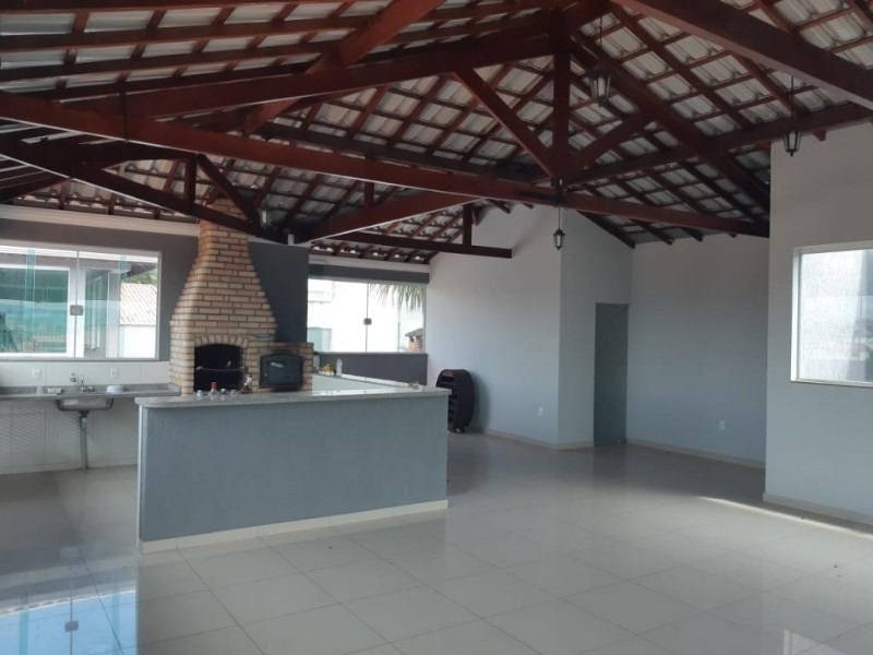 Sobrado com 3 dormitórios à venda, 307 m² por R$ 1.170.000 -