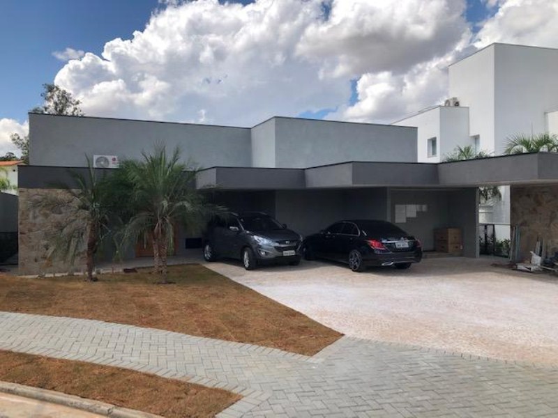 Casa com 3 dormitórios à venda, 330 m² por R$ 2.000.000 - al