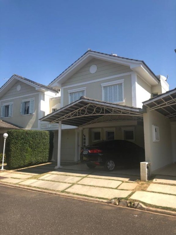 Sobrado com 4 dormitórios à venda, 180 m² por R$ 790.000 - c