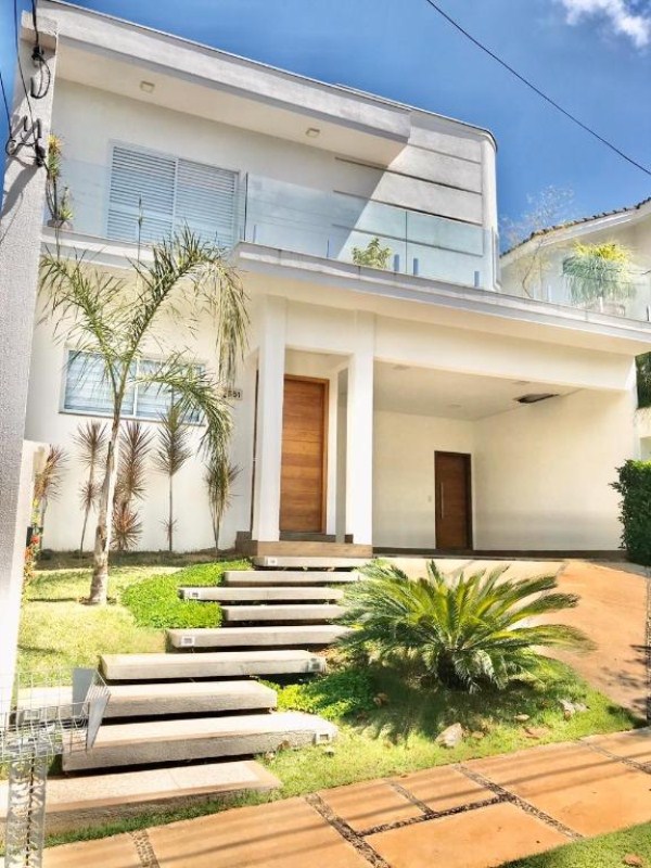 Maravilhoso sobrado com 3 dormitórios à venda, 231 m² por R$