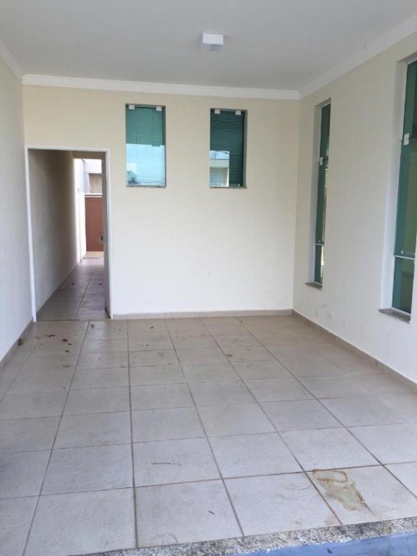 Sobrado com 4 dormitórios à venda, 161 m² por R$ 590.000 - c