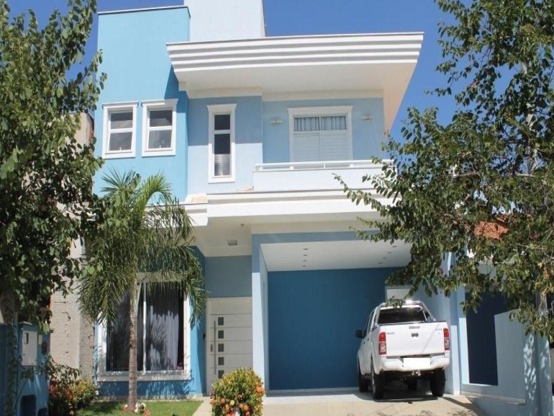 Sobrado com 4 dormitórios à venda, 270 m² por R$ 1.060.000 -