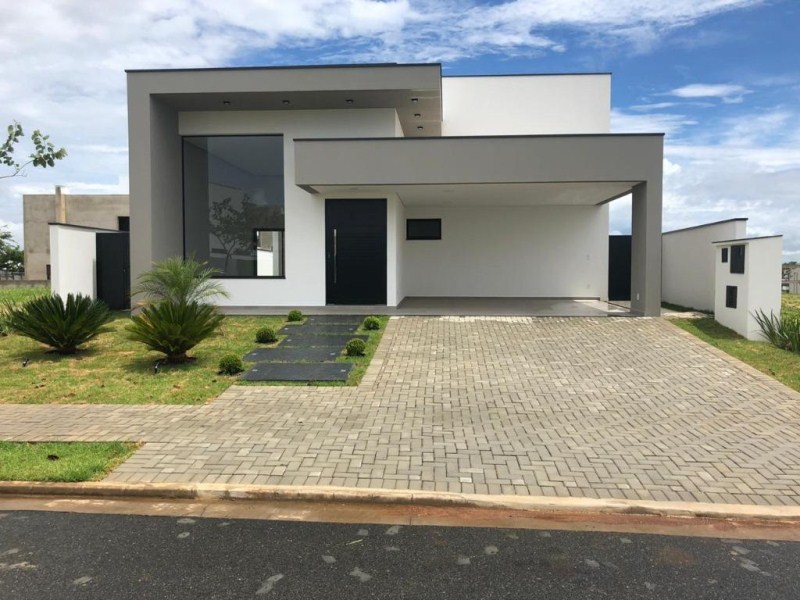 Casa com 3 dormitórios à venda, 220 m² por R$ 1.600.000 - al