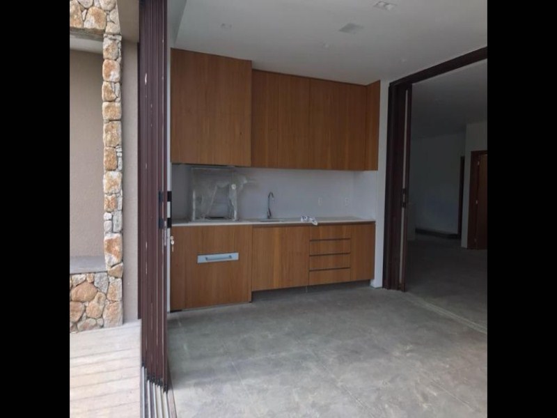 Sobrado com 4 dormitórios à venda, 420 m² por R$ 2.800.000 -