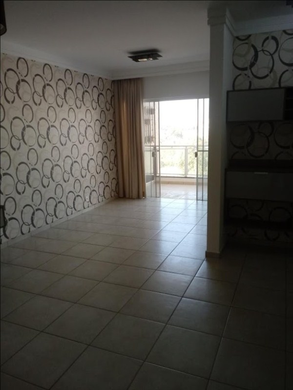 Apartamento com 3 dormitórios à venda, 96 m² por R$ 480.000 