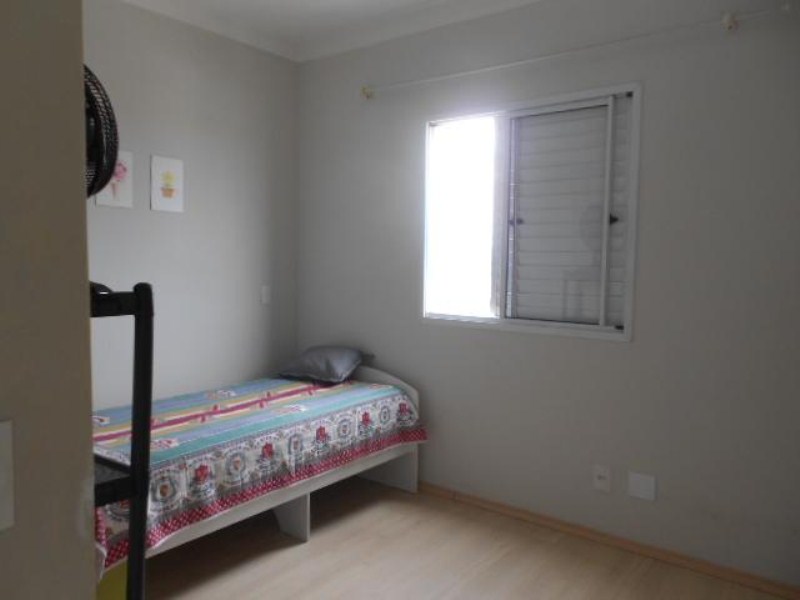 Apartamento com 2 dormitórios à venda, 55 m² por R$ 220.000 