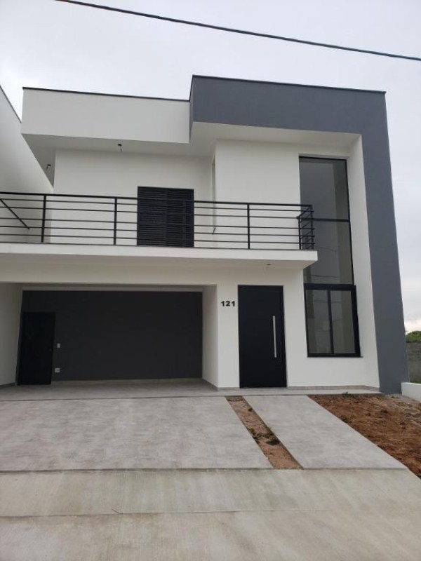 Sobrado com 3 dormitórios à venda, 220 m² por R$ 870.000 - c