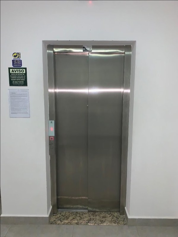 Apartamento com 2 dormitórios à venda, 55 m² por R$ 198.000 