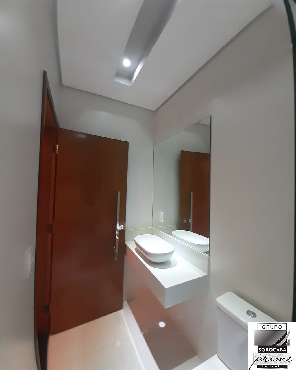 Sobrado com 4 dormitórios à venda, 395 m² por R$ 2.200.000 -