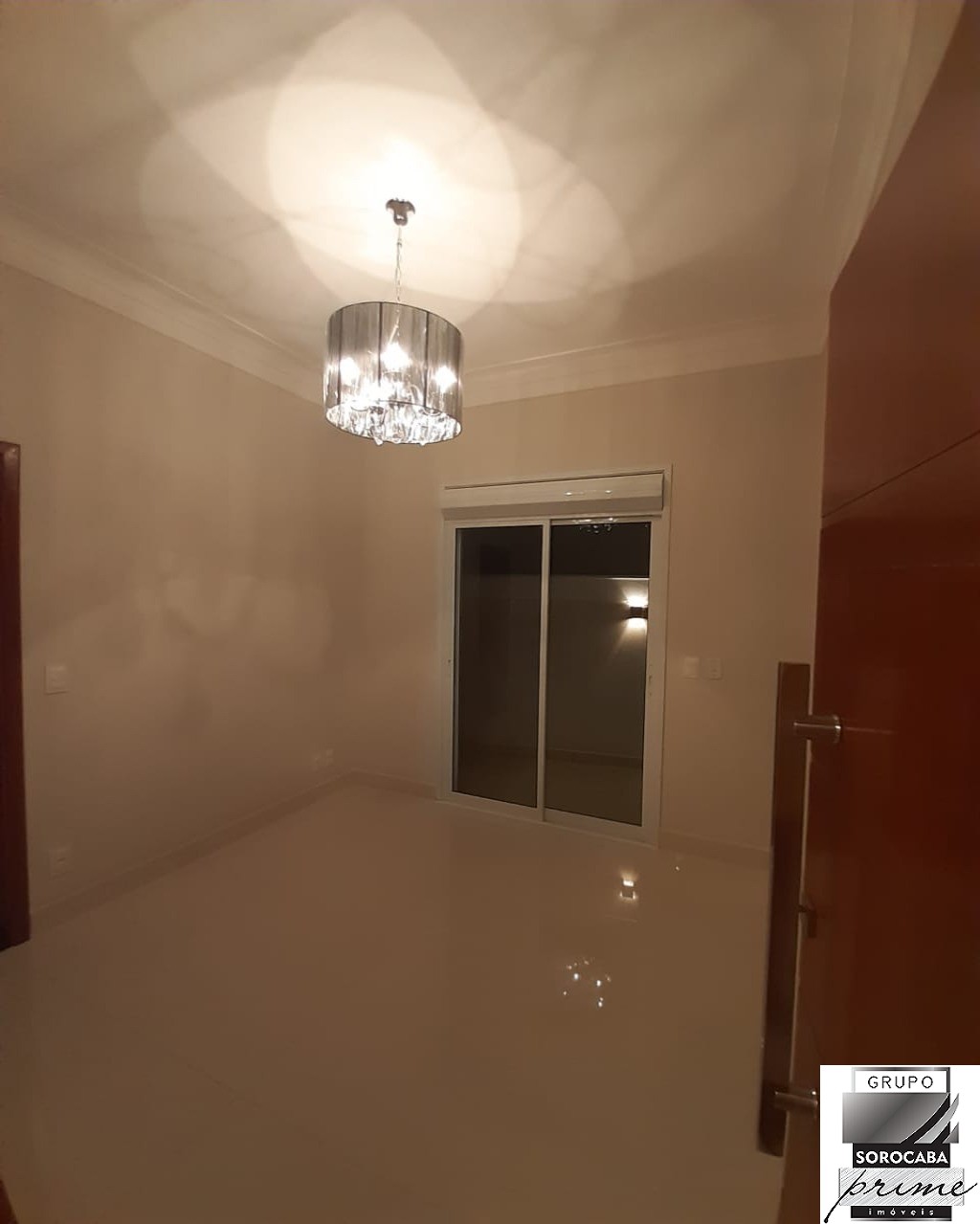 Sobrado com 4 dormitórios à venda, 395 m² por R$ 2.200.000 -