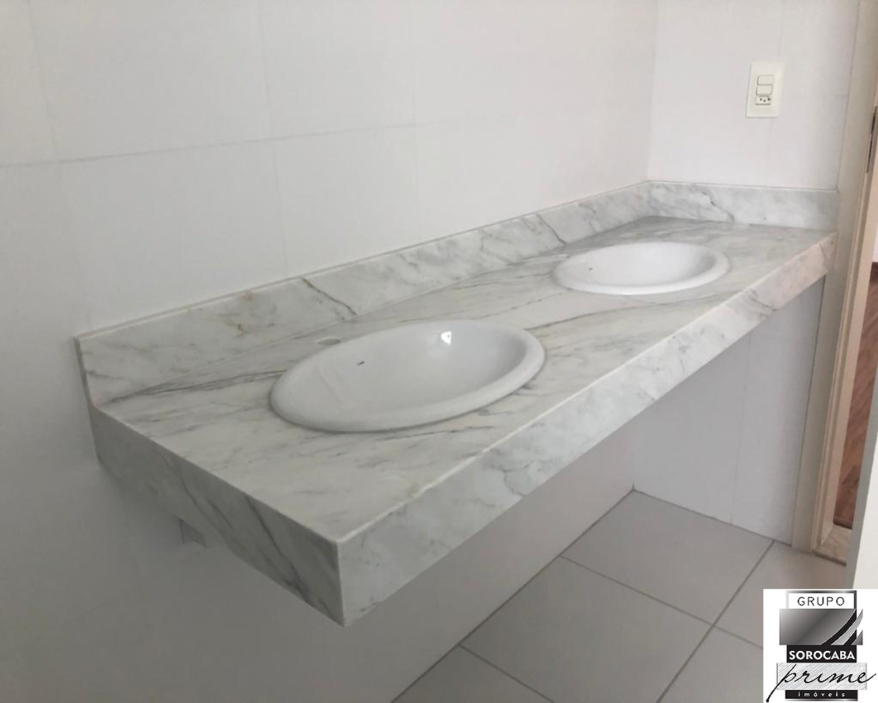 Apartamento com 3 dormitórios à venda, 166 m² por R$ 1.160.0