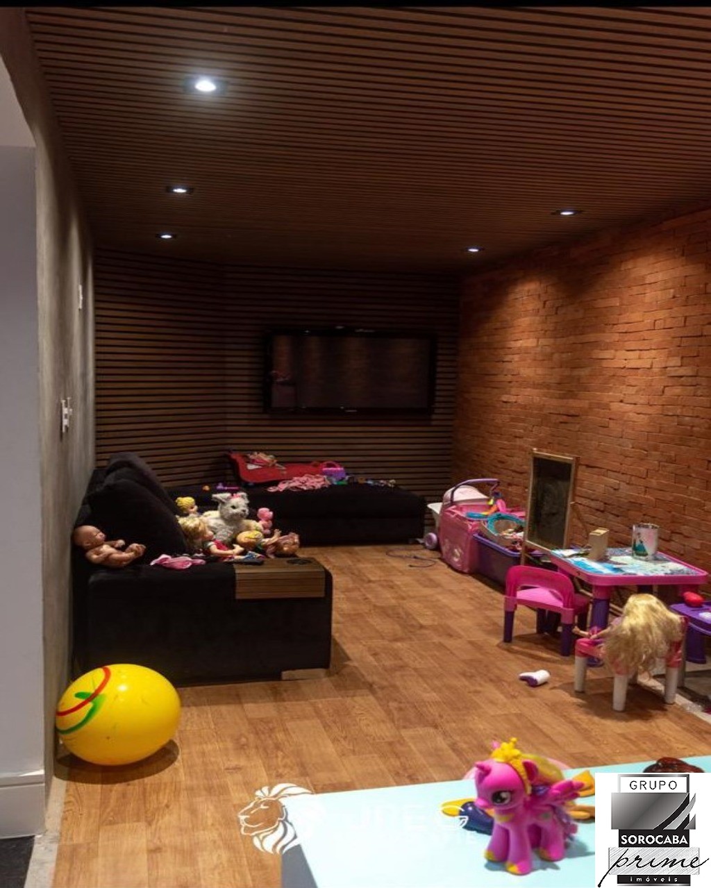 Sobrado com 3 dormitórios à venda, 420 m² por R$ 3.000.000 -