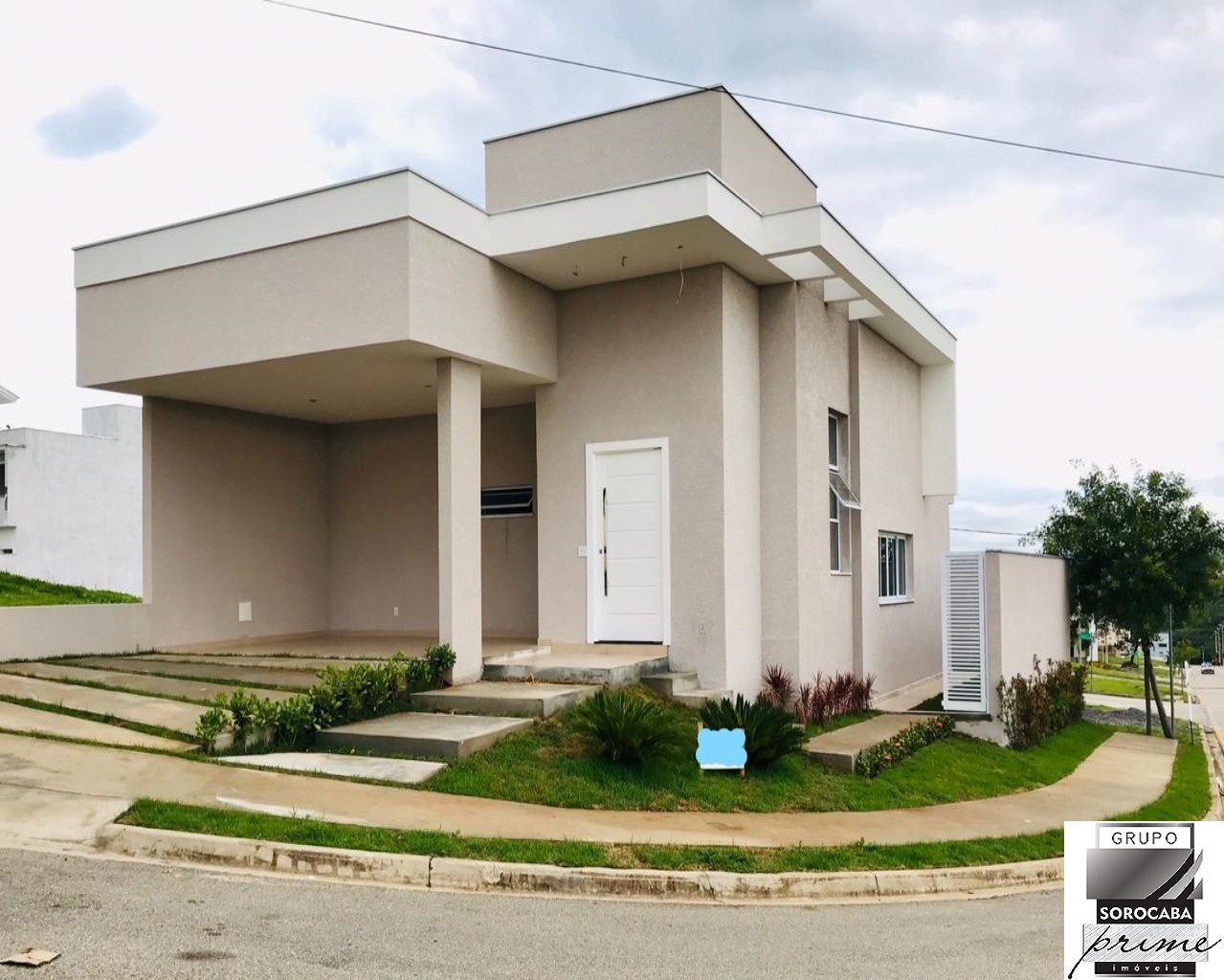 Casa com 3 dormitórios à venda, 114 m² por R$ 530.000,00 - c
