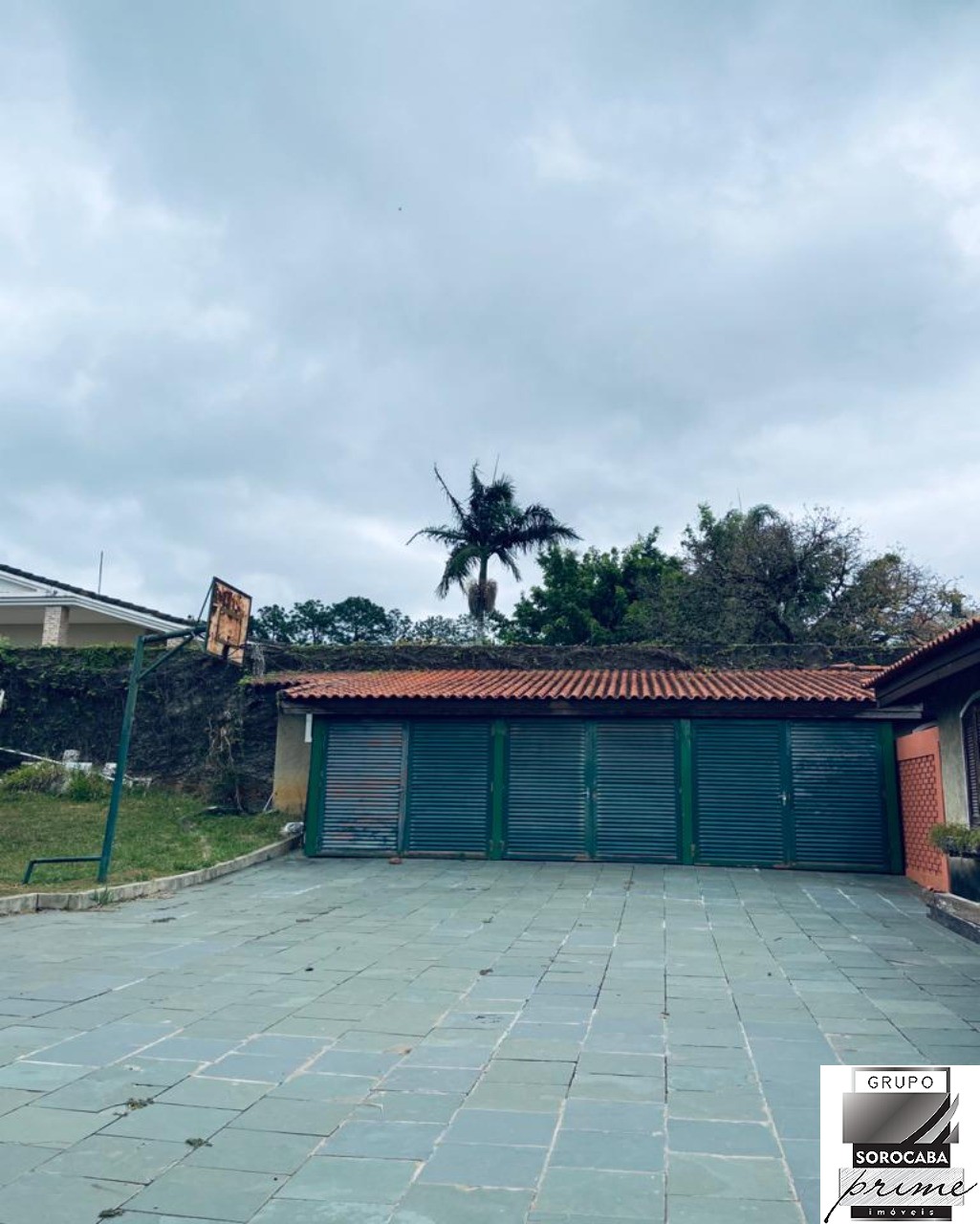 Sobrado com 3 dormitórios à venda, 750 m² por R$ 2.200.000,0
