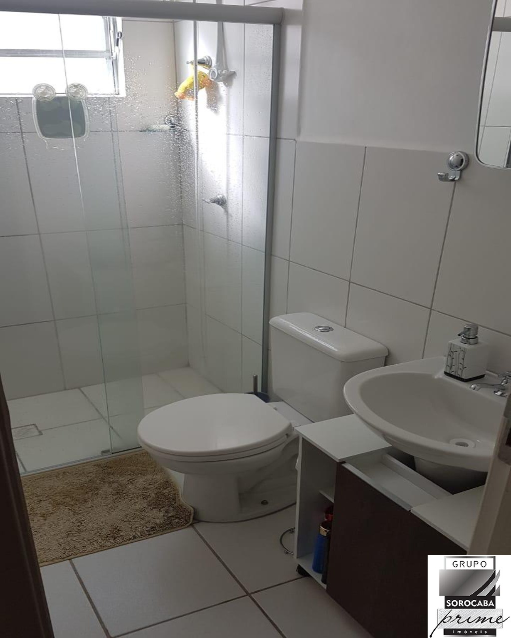 Apartamento com 2 dormitórios à venda, 50 m² por R$ 165.000 