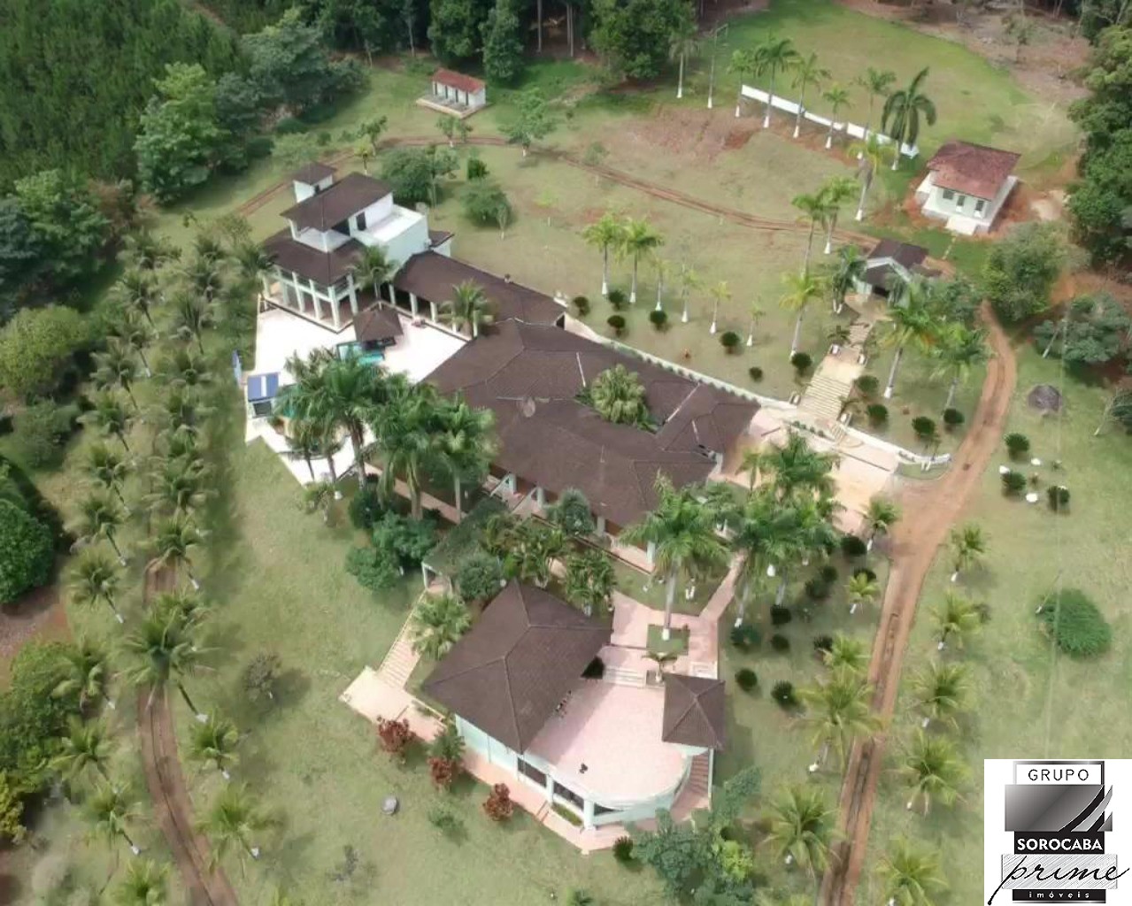 Fazenda cinematográfica próxima a registro.