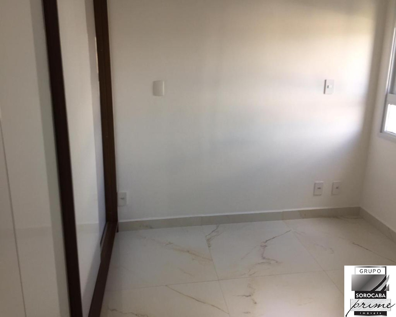 Apartamento localizado no campolim - R$2.200,00