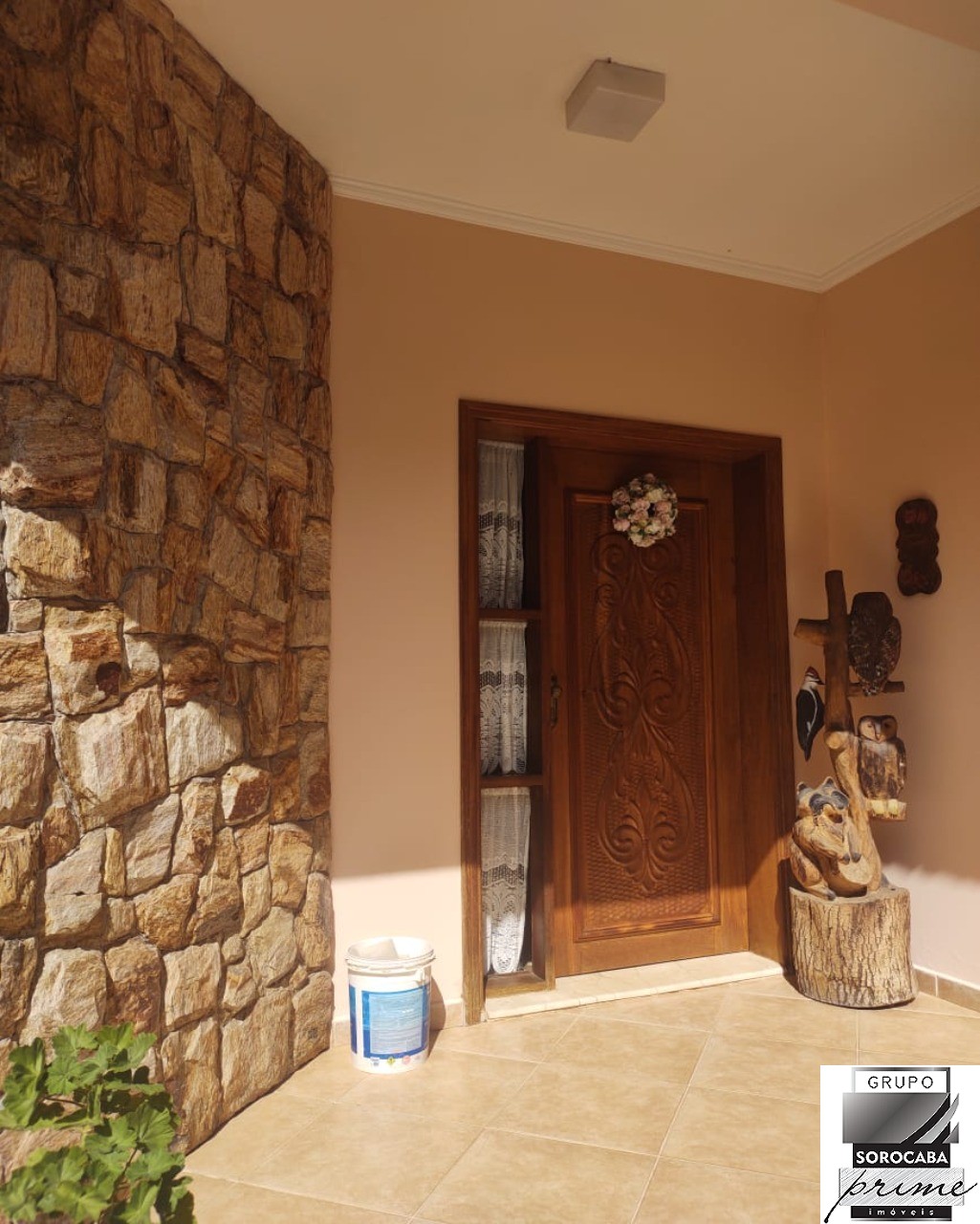 Sobrado fazenda imperial - R$1.700.000,00