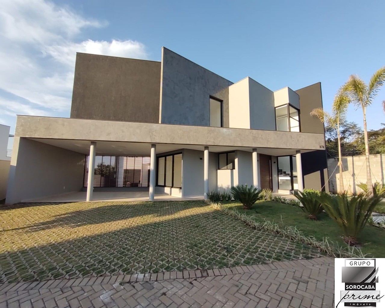 Sobrado com 4 dormitórios à venda, 400 m² por R$ 2.300.000,0