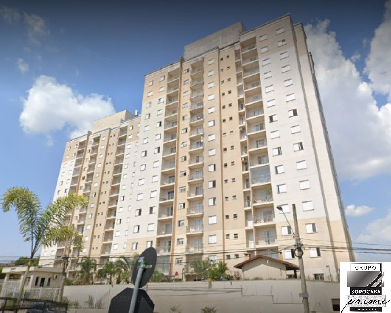 Apartamento com 3 dormitórios à venda, 70 m² por R$ 360.000 