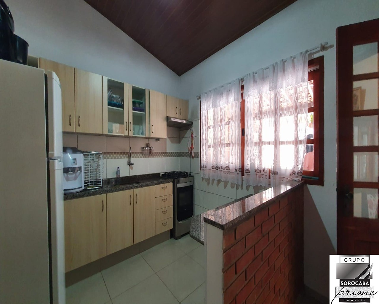 Casa com 2 dormitórios à venda, 100 m² por R$ 430.000 - jard