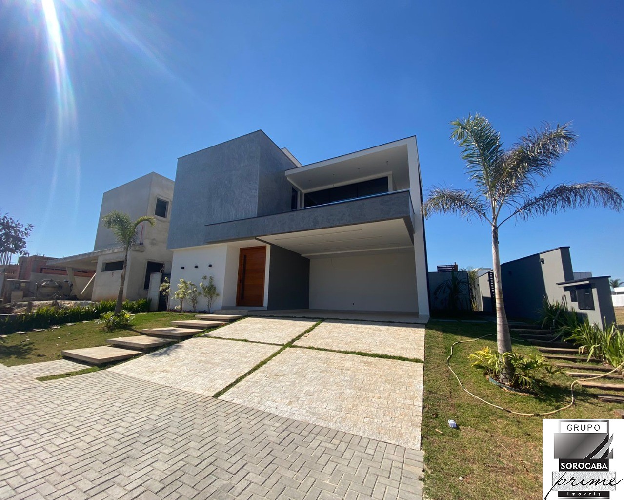 Sobrado com 4 dormitórios à venda, 358 m² por R$ 2.550.000 -