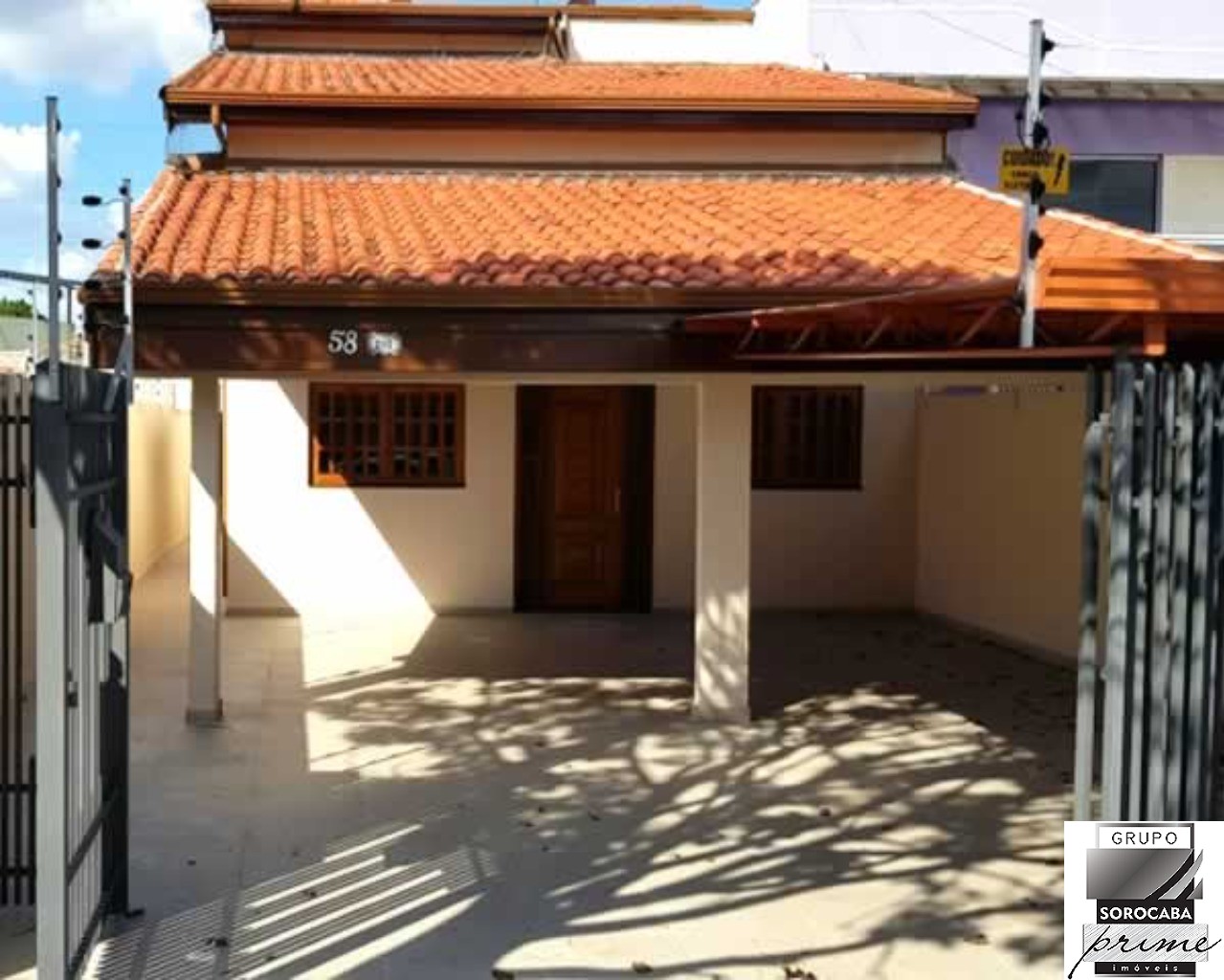 Casa com 3 dormitórios à venda, 248 m² por R$ 800.000 - wane