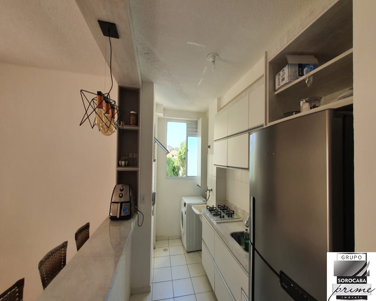 Apartamento com 3 dormitórios à venda, 75 m² por R$ 285.000 