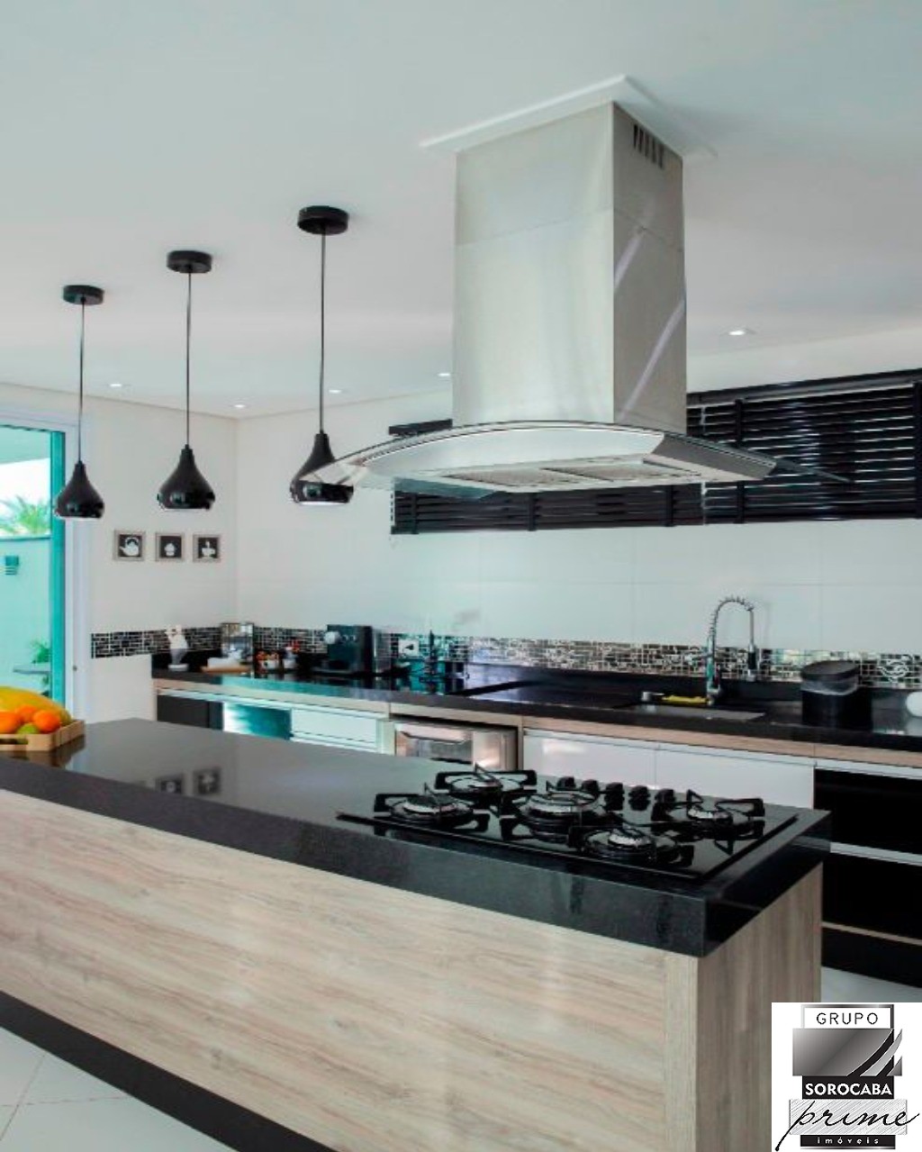 Sobrado com 5 dormitórios à venda, 450 m² por R$ 3.860.000 -