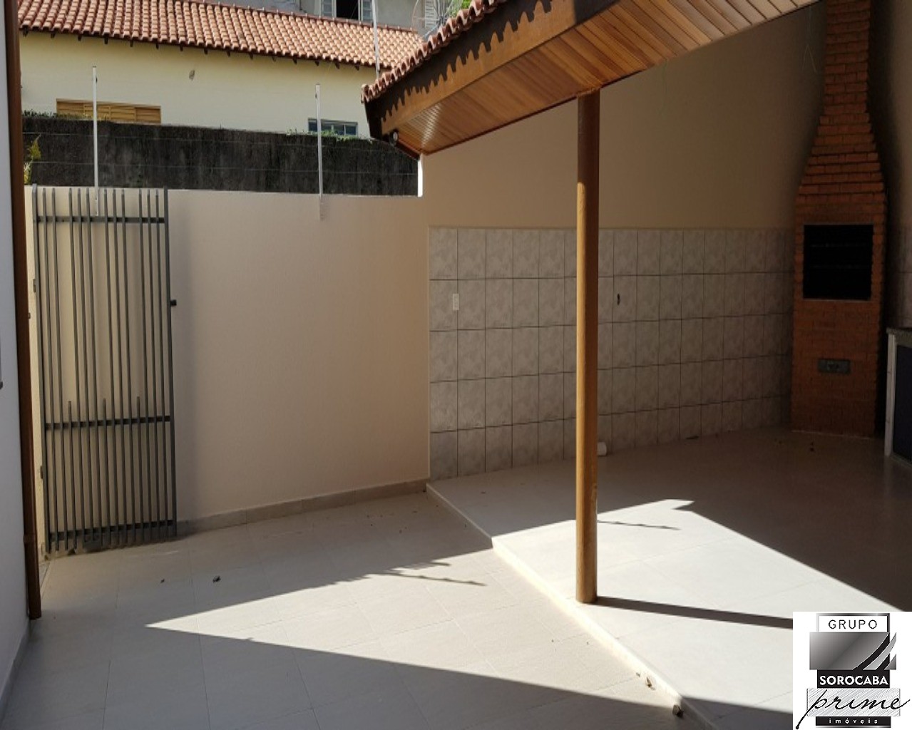 Casa com 3 dormitórios à venda, 248 m² por R$ 800.000 - wane