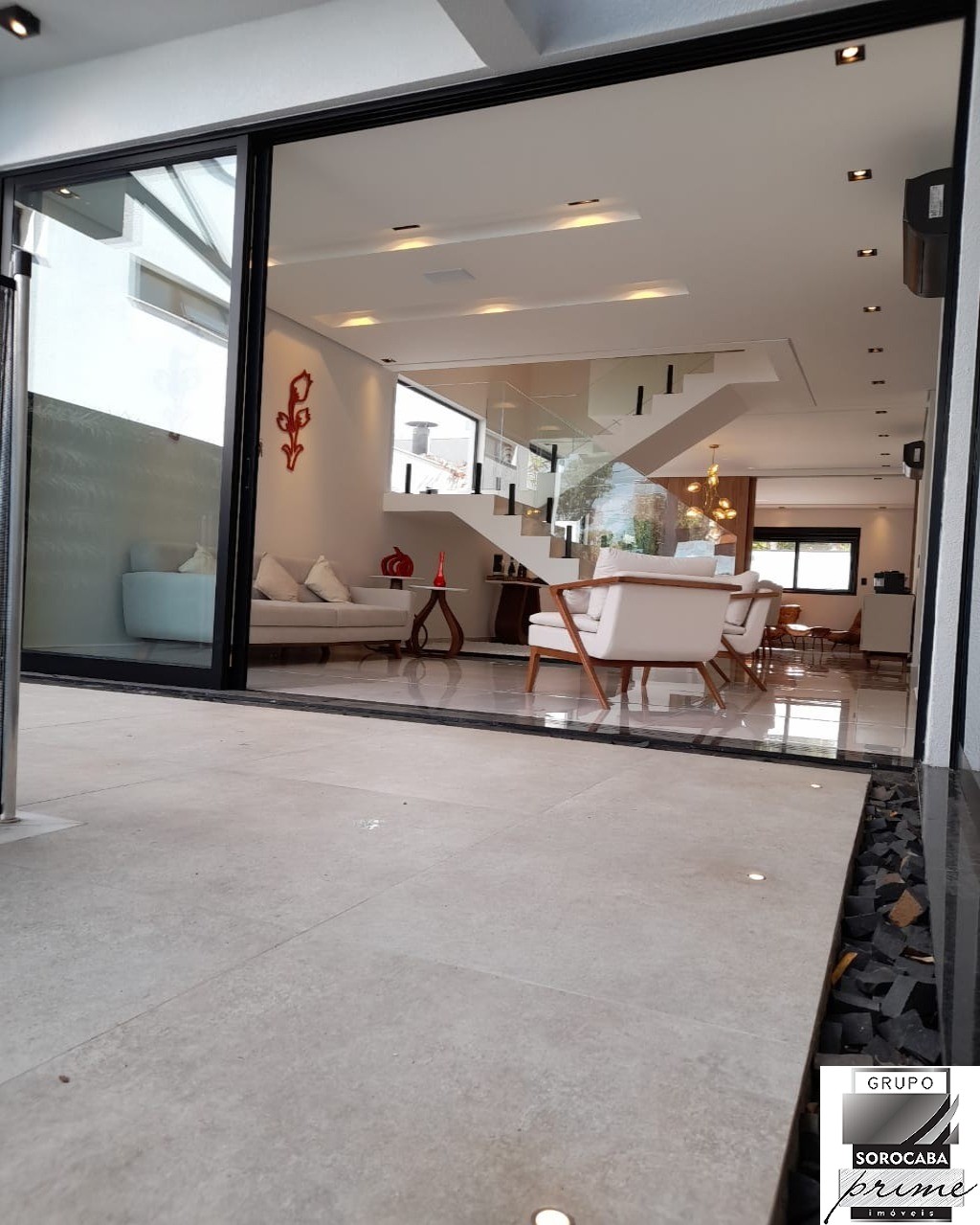 Casa com 4 dormitórios à venda, 375 m² por R$ 3.000.000 - gi