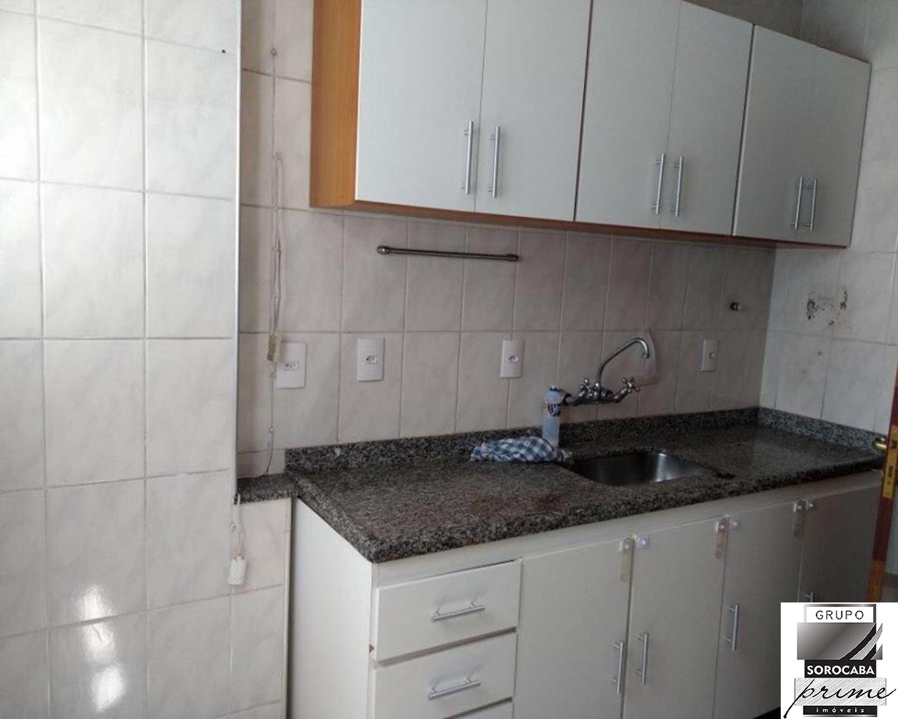 Apartamento com 3 dormitórios à venda, 96 m² por R$ 450.000 