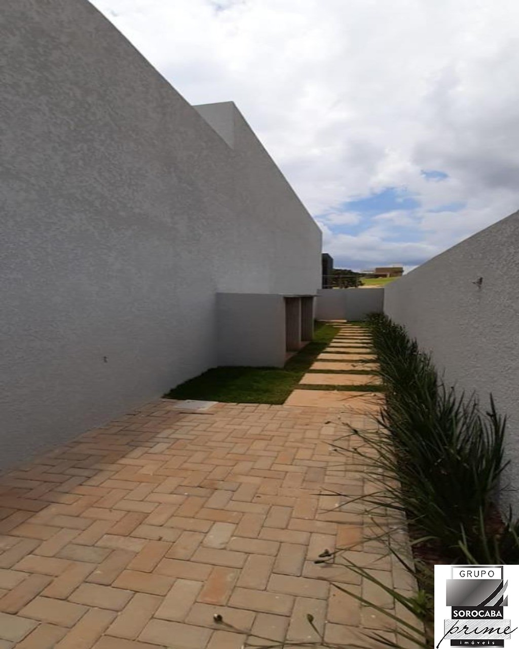 Casa com 4 dormitórios à venda, 486 m² por R$ 3.600.000 - co